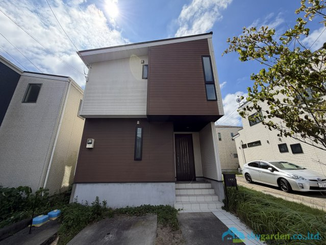 平塚市根坂間　中古戸建の外観