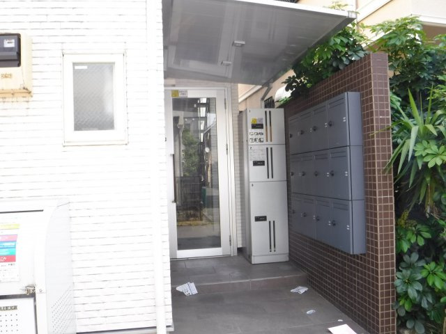 アルテ元住吉アネックスのエントランス