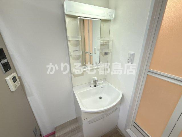 グランディール京橋の洗面所