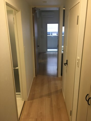 エンクレスト博多駅前ART　東住吉小学校の玄関|エンクレスト博多駅前ＡＲＴ