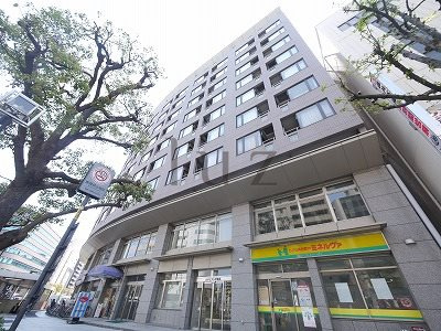 ソアラプラザ鶴見の外観
