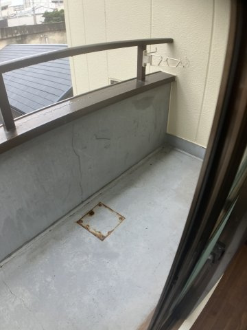 すみれマンションのバルコニー