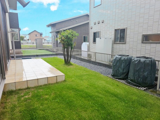 栃木市岩舟町静　中古住宅の庭