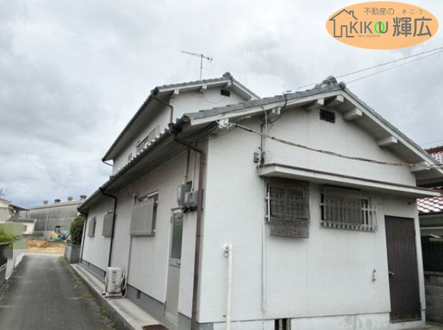 加古郡稲美町六分一　中古戸建の外観