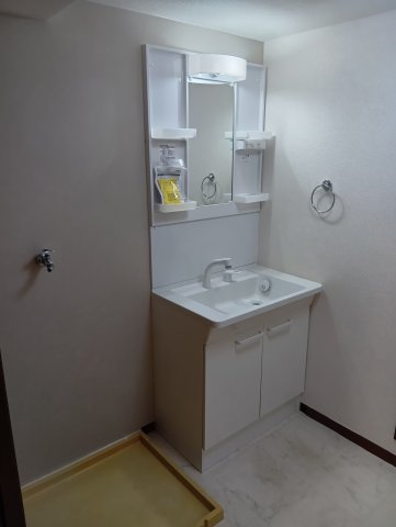 練馬区南大泉５丁目の賃貸マンションの洗面所|ゆったりとスペースのある洗面所です