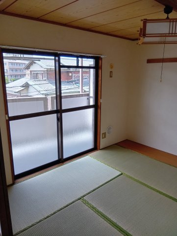 練馬区南大泉５丁目の賃貸マンションの和室|和室も南向きで明るいです♪