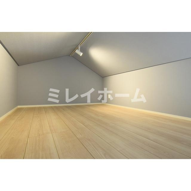 グランエッグス洗足池の居間・リビング