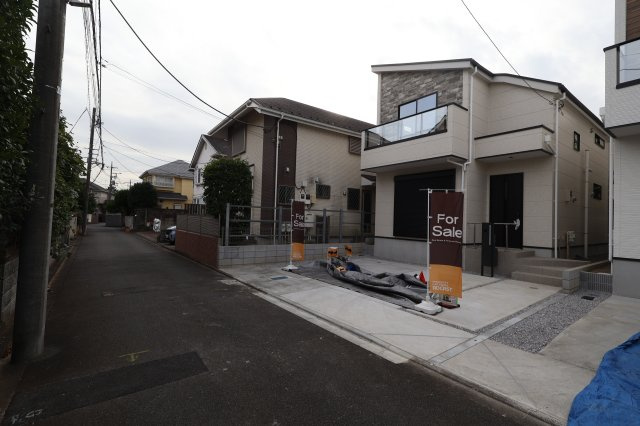 《仲介手数料無料》狛江市東野川１丁目13-16新築一戸建てKEIAI Graceの外観|撮影日 2026年10月23日 15:00 曇り