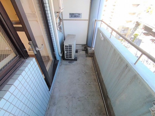 吹田市春日１丁目の店舗事務所