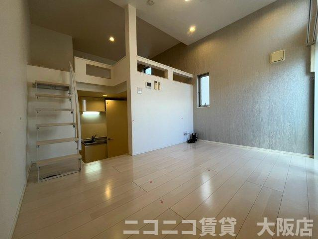 大阪市城東区東中浜６丁目のアパート