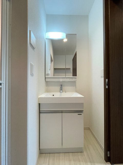 REGALEST荒井SLの洗面所|同施工会社・別物件参考写真