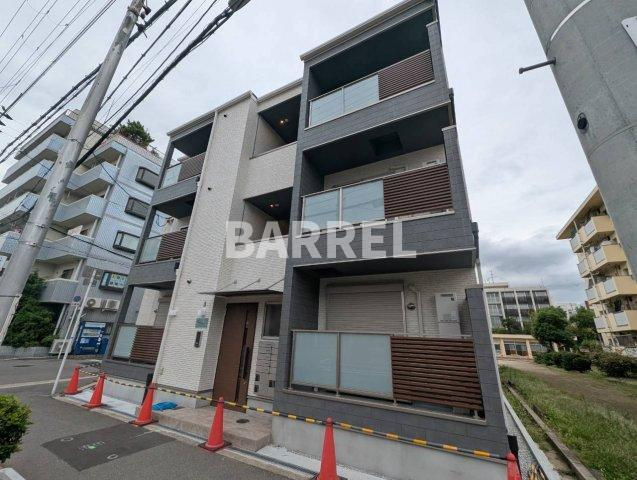 B.B.SOW2ndの外観