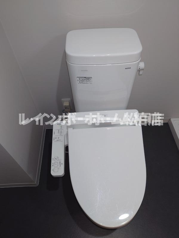 特典：仲介手数料が半額です!!のトイレ|落ち着いた色調のトイレです