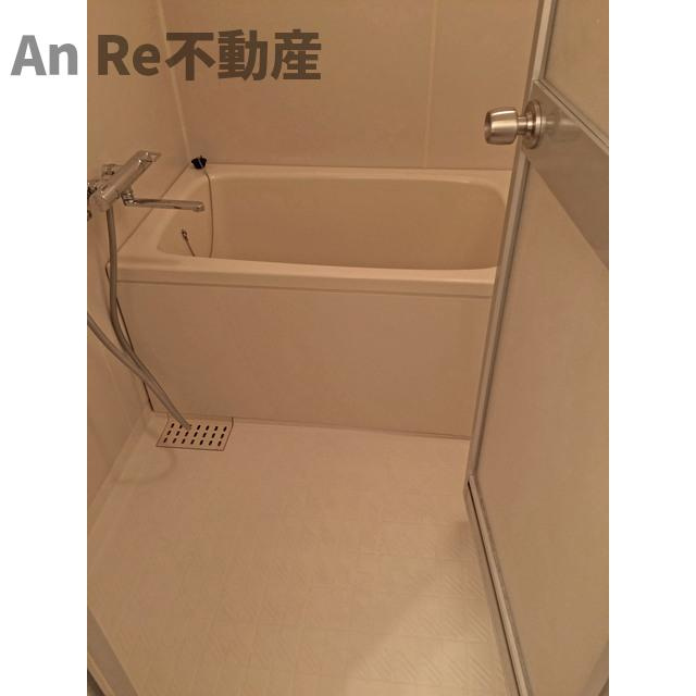 川口市戸塚東１丁目の賃貸マンションの浴室