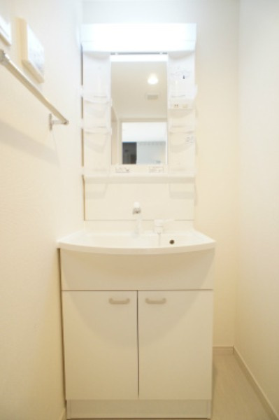 リブリ・Fustoの独立洗面台