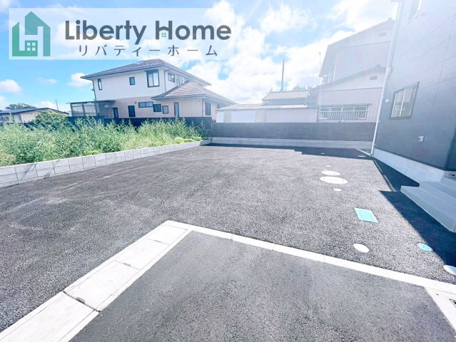 ひたちなか市津田第3　3号棟　新築戸建の駐車場