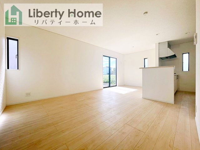 ひたちなか市津田第3　3号棟　新築戸建の居間・リビング