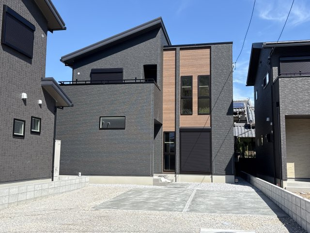 「駐車6台可能」高知市介良乙3号地　新築一戸建て