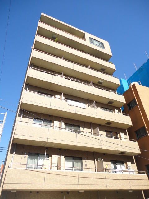 エルラッソ入谷の外観