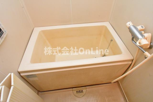 コルティーレ緑ヶ丘の浴室