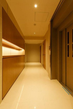 品川区上大崎２丁目の賃貸マンションの玄関