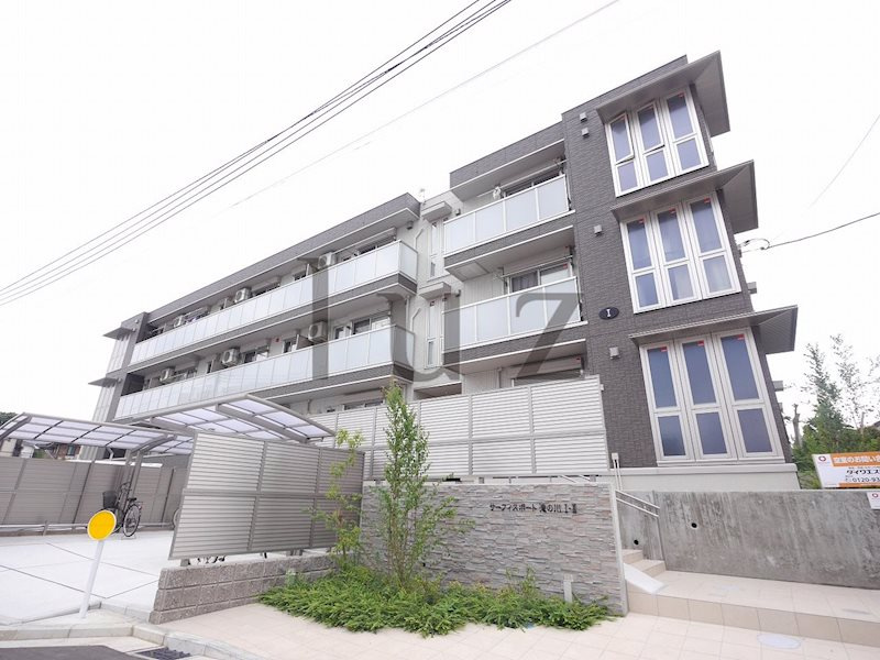 横浜市神奈川区神大寺４丁目のアパート