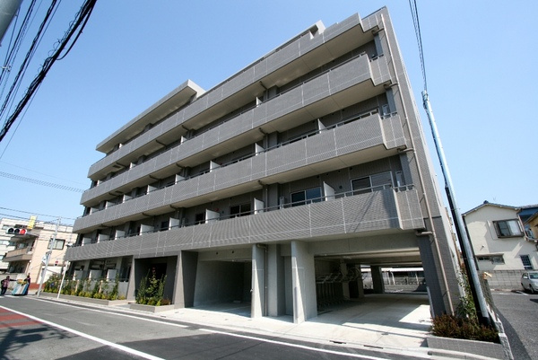 ロイヤルパレス
