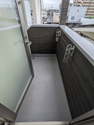 ハーモニーテラス野田のバルコニー