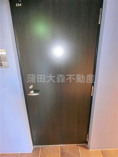 ラティエラ西蒲田の玄関