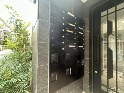 【エントランス】 | エルファーロ三軒茶屋Ⅱ