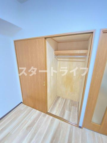 大阪市東淀川区東中島１丁目の賃貸マンションの収納