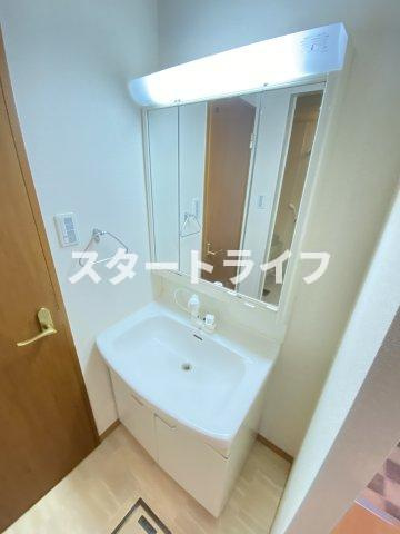 大阪市東淀川区東中島１丁目の賃貸マンションの洗面所