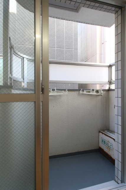 サンパレス中野のバルコニー