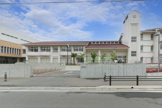 サンコート 飯塚市堀池の周辺|飯塚市立小中一貫校…まで2,100m