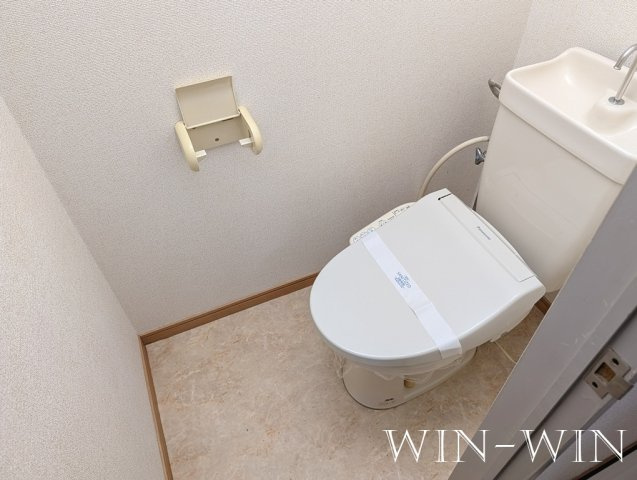 ニューシティT&Rのトイレ|イメージ（同建物内別部屋の写真です）