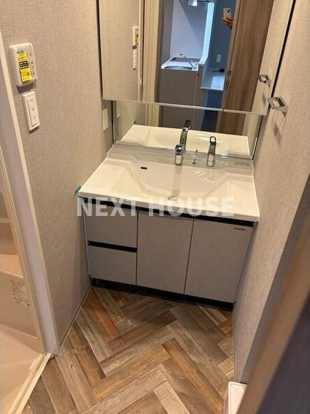 アービングNeo岸里玉出の洗面所