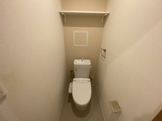 ウォシュレット付きのトイレです！