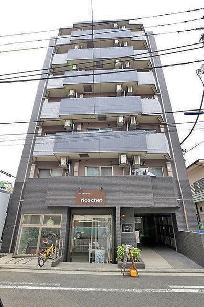 エルミタージュ横濱弘明寺の外観