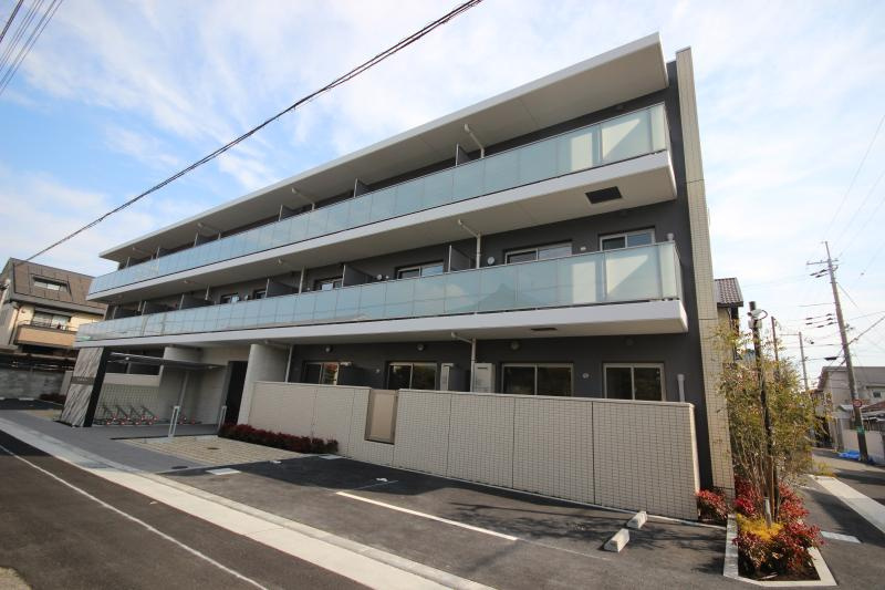 エストラーダブランカ下中条