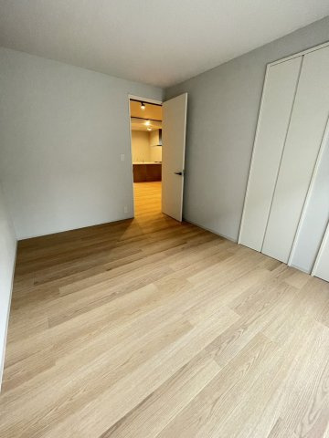 レジデンス第2髙倉の洋室
