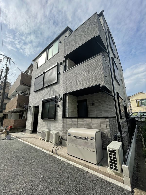 ルノン平井East