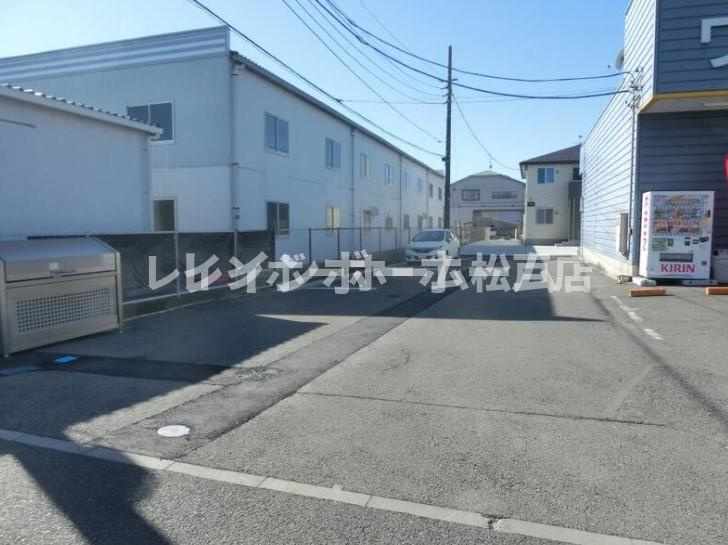 Luanaの駐車場
