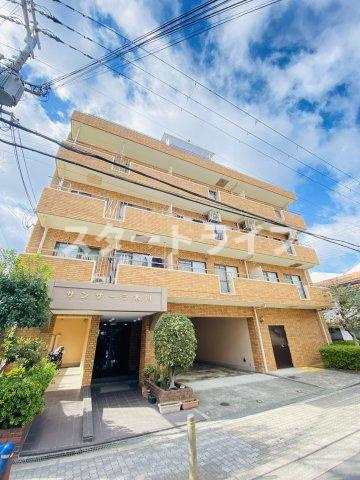 大阪市淀川区木川東４丁目の賃貸マンションの外観