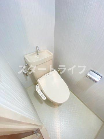 大阪市淀川区木川東４丁目の賃貸マンションのトイレ
