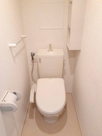 リシェル臨海船見のトイレ|落ち着いたトイレです
