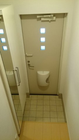 フィオーレの玄関|収納もある玄関です