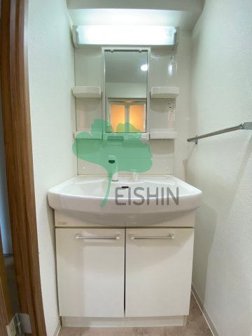 カーサコンプレッソの洗面所|シンプルで使いやすい洗面台です！