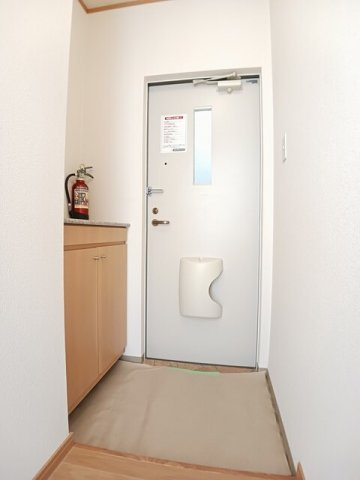 エターナルの玄関|明るい玄関です