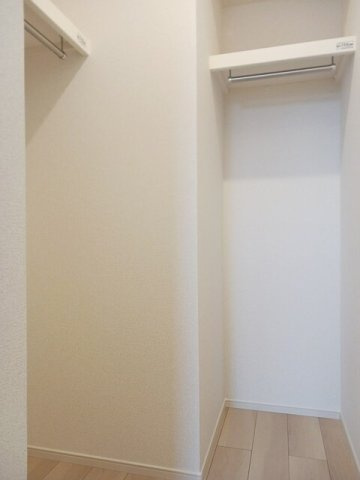 セクション　ティアーレの収納|大きなものも収納できそうです