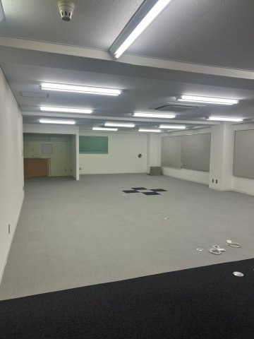 光ビルの内装